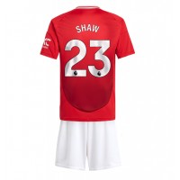 Manchester United Luke Shaw #23 Replica Home Minikit 2024-25 Short Sleeve (+ pants)